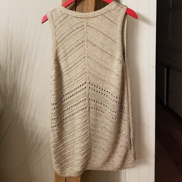 Tunic - Picture 2 of 3